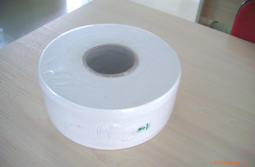 品維紙業(yè)廠(chǎng)家供應(yīng)酒店、物業(yè)商用珍寶卷紙、小盤(pán)紙