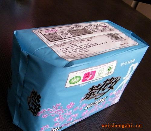 茶花女武漢衛(wèi)生巾批發(fā)干爽網(wǎng)面組合30片裝少女學(xué)生系列CH93