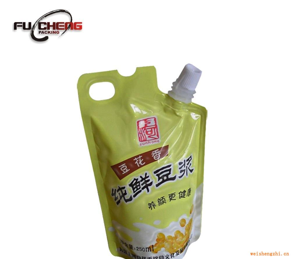 浙江富誠(chéng)專業(yè)批發(fā)供應(yīng)優(yōu)質(zhì)帶嘴旋蓋自立袋、洗衣粉洗手液袋價(jià)格優(yōu)